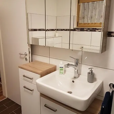 Ferienwohnung- Sarah * Hahnstatten