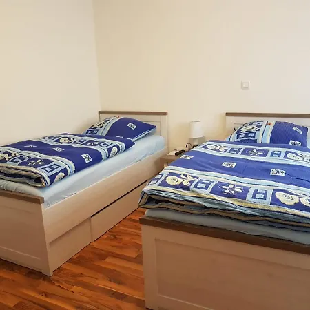 Ferienwohnung- Sarah *