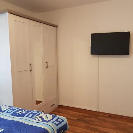 Ferienwohnung- Sarah *