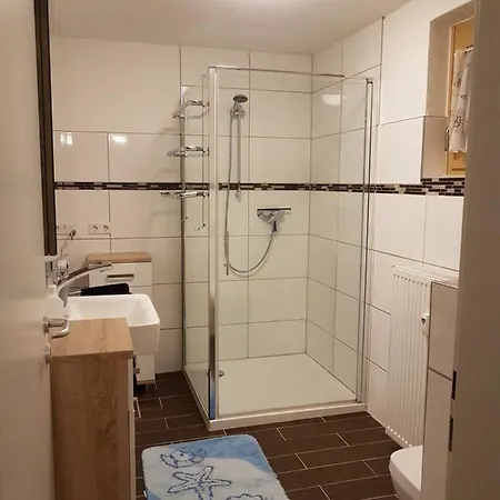 Ferienwohnung- Sarah Hahnstatten