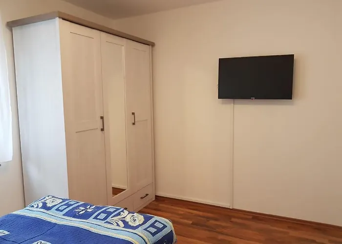 Ferienwohnung- Sarah *